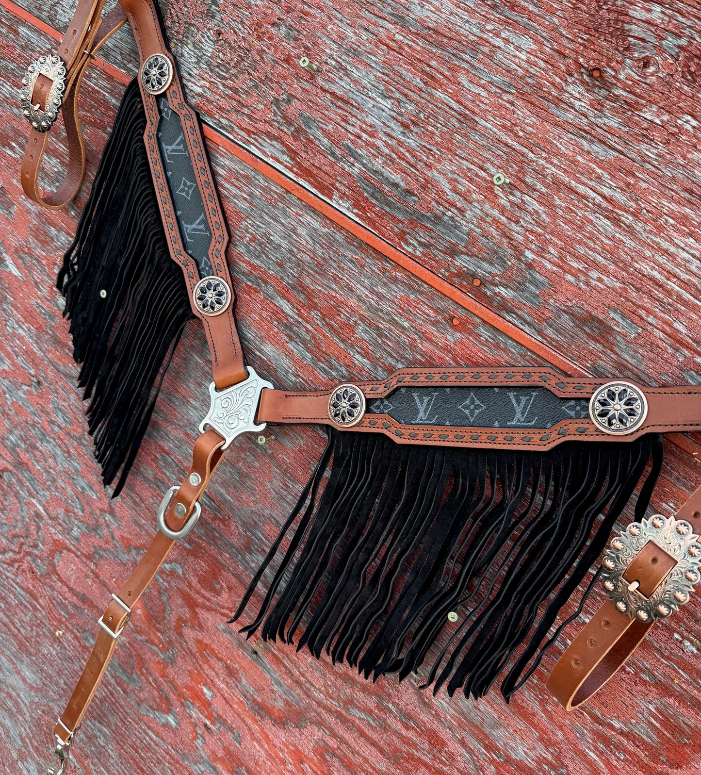 Black LV Fringe Breastcollar