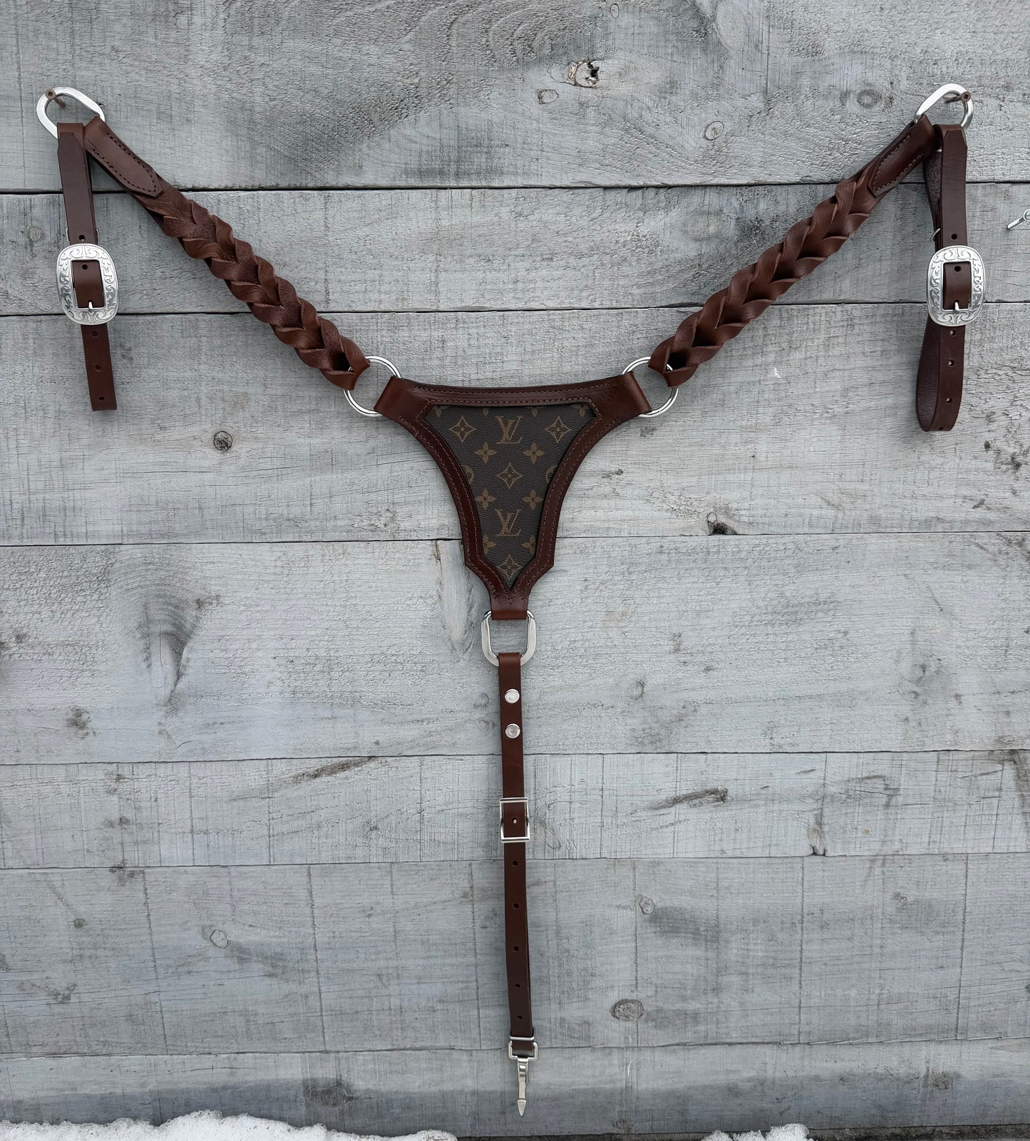 Designer Bloodknot Breastcollar