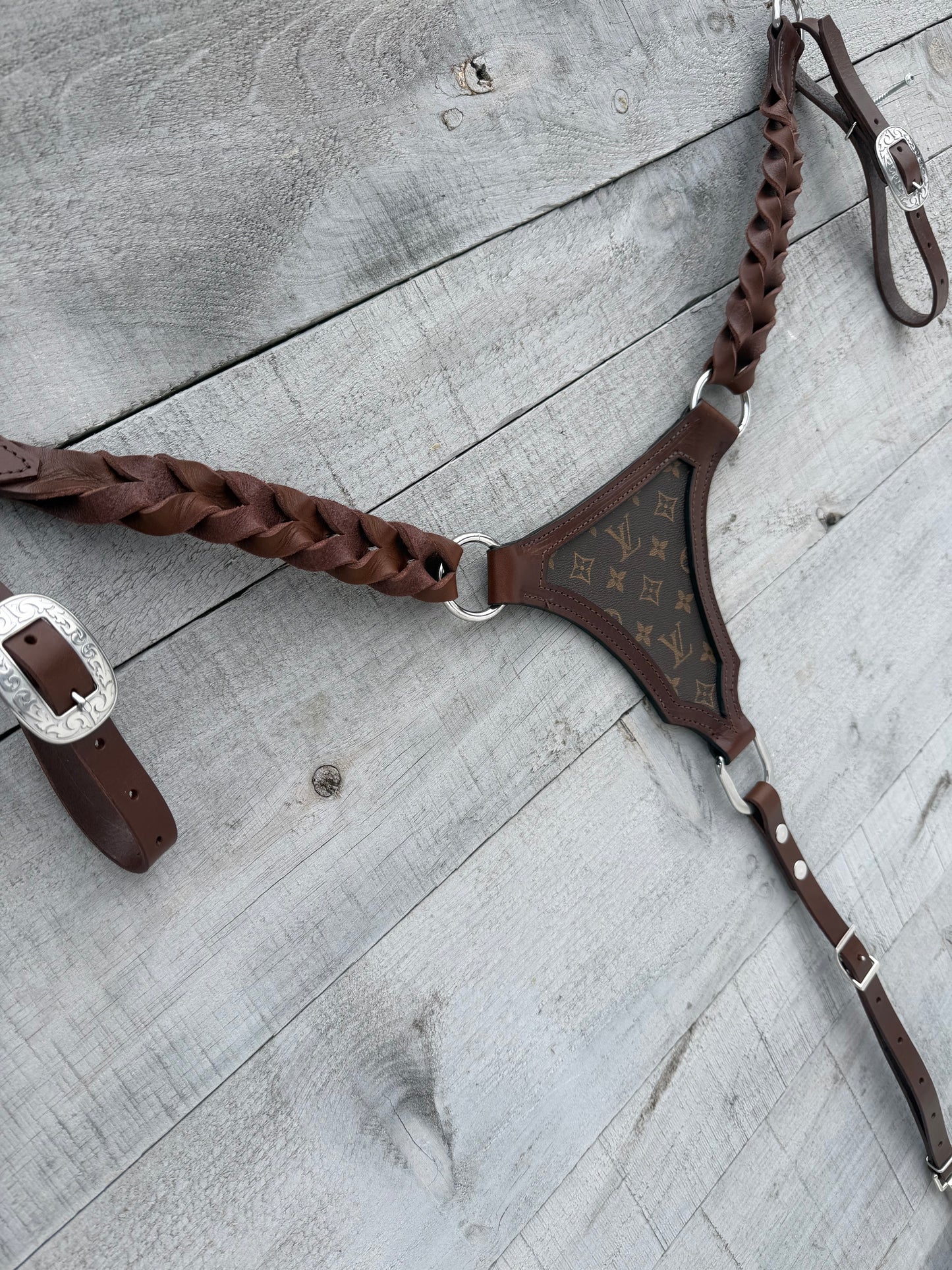 Designer Bloodknot Breastcollar