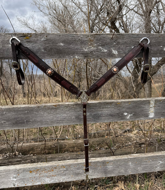 "Simplicity" Burgundy Breastcollar