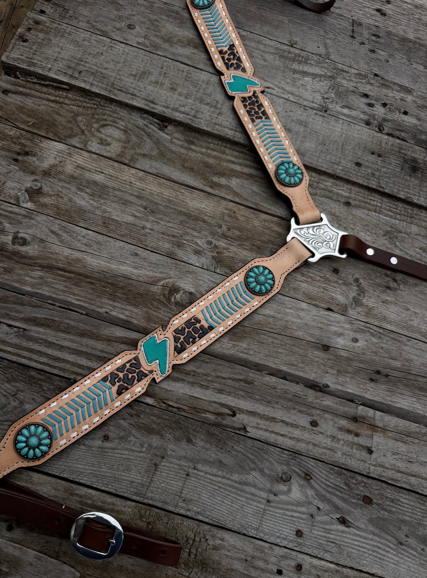 The Lightning Cheetah Breastcollar