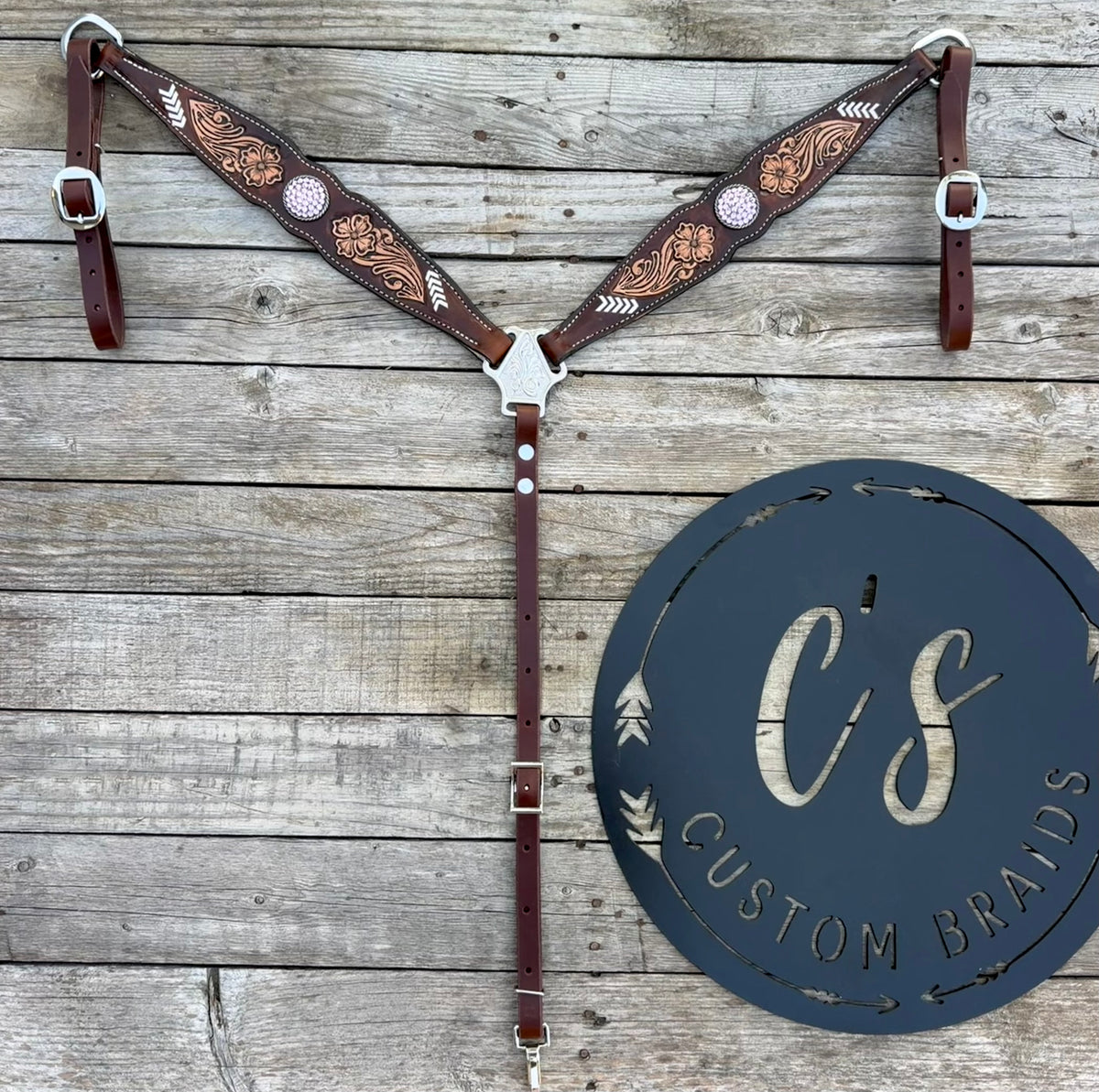 The "Western Twist" Breastcollar